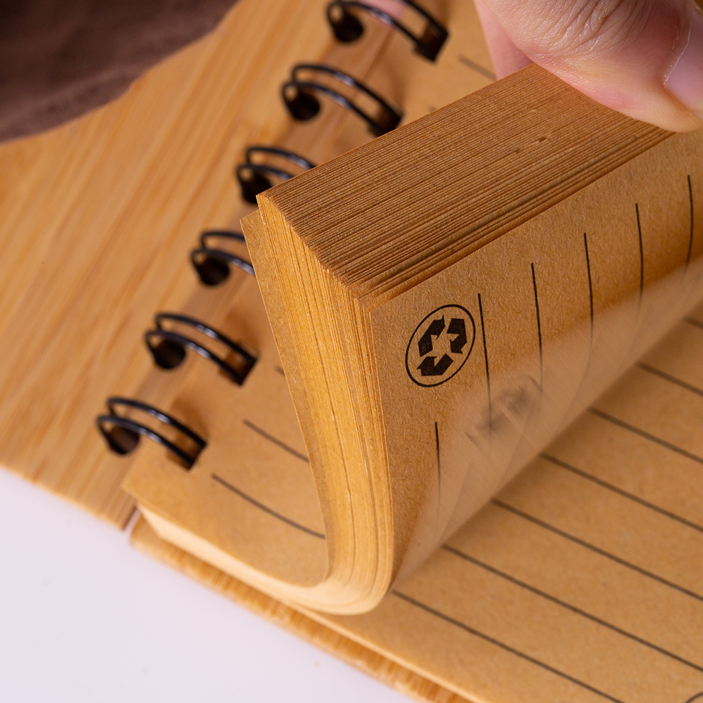Caderno em Bambu com Caneta Ecológica – 60 Folhas - Mandatory