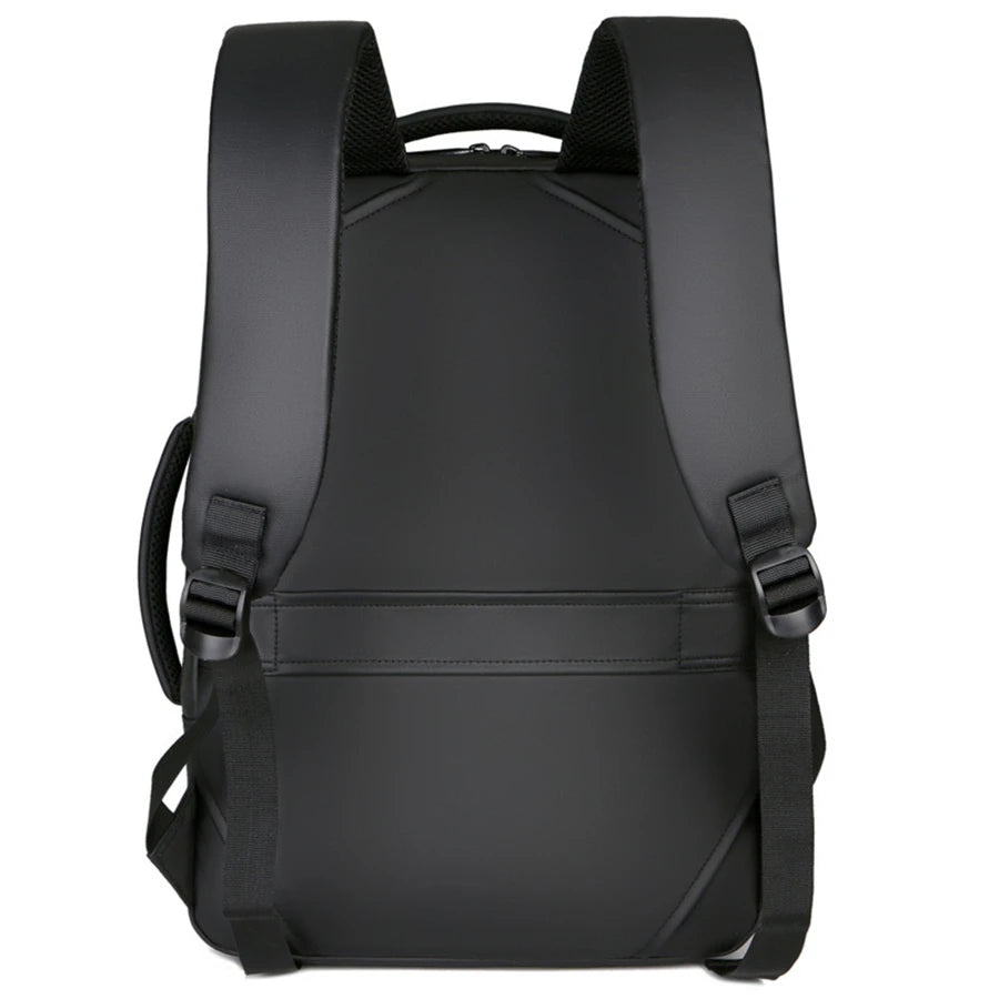 Mochila Estruturada Impermeável com Carregamento USB - Mandatory