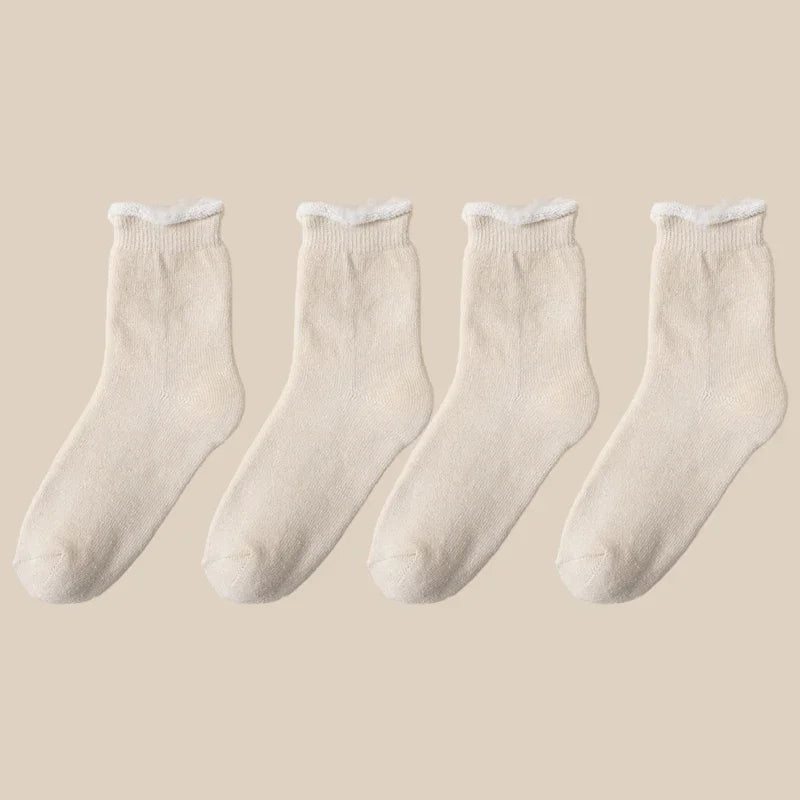 2 Pares de Meias Térmicas Feminina em Lã de Cashmere Natural e Macias As Meias Casuais em tecido de lã cashmere são perfeitas para quem busca conforto e estilo em dias frios.  Mandatory.com.br