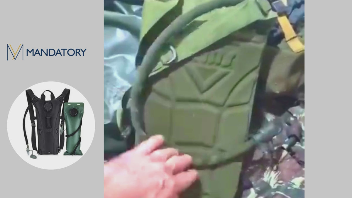Mochila Tática Impermeável com Bolsa de Hidratação 3L